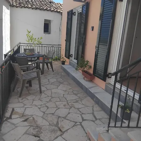 Daire Georgia,messonghi *