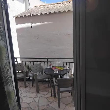 Georgia,messonghi Daire